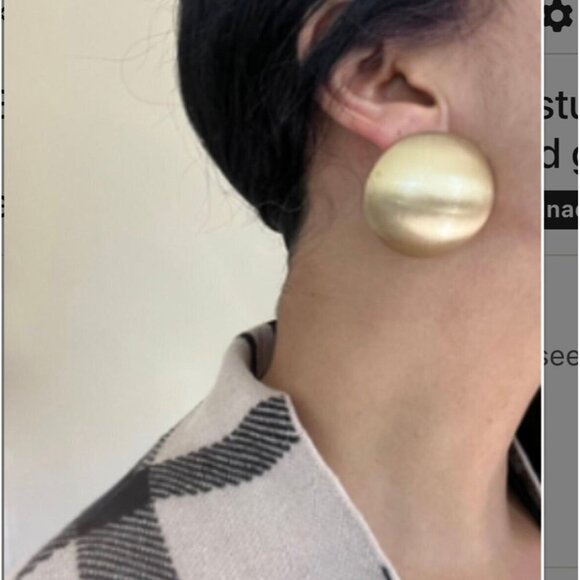 Big gold dome earrings stud large , huge, round gold earrings , chunky gold - Picture 3 of 6